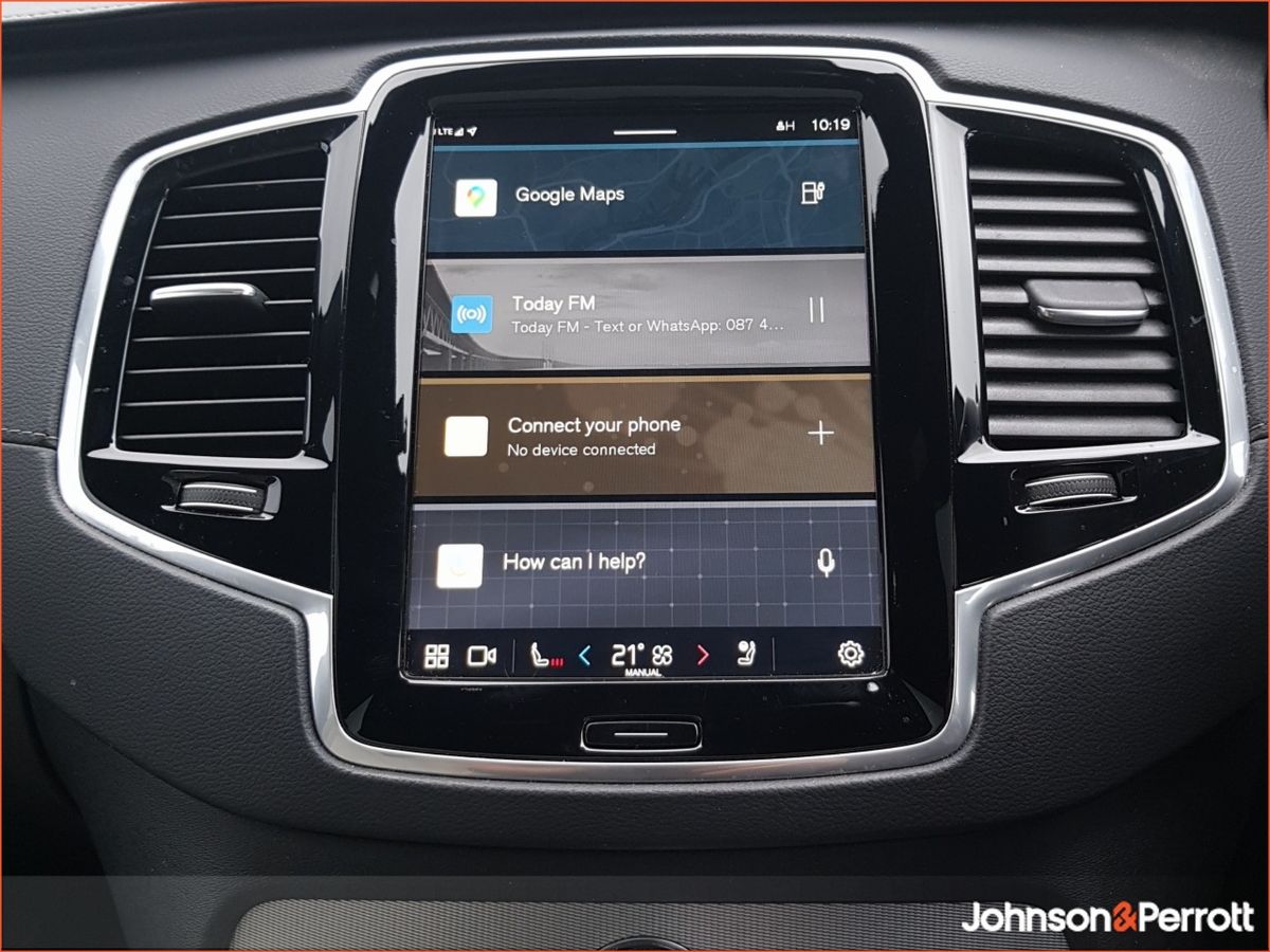 Volvo XC90 T8 455hp AWD PHEV Plus Bright - Three Year Volvo Selekt Warranty