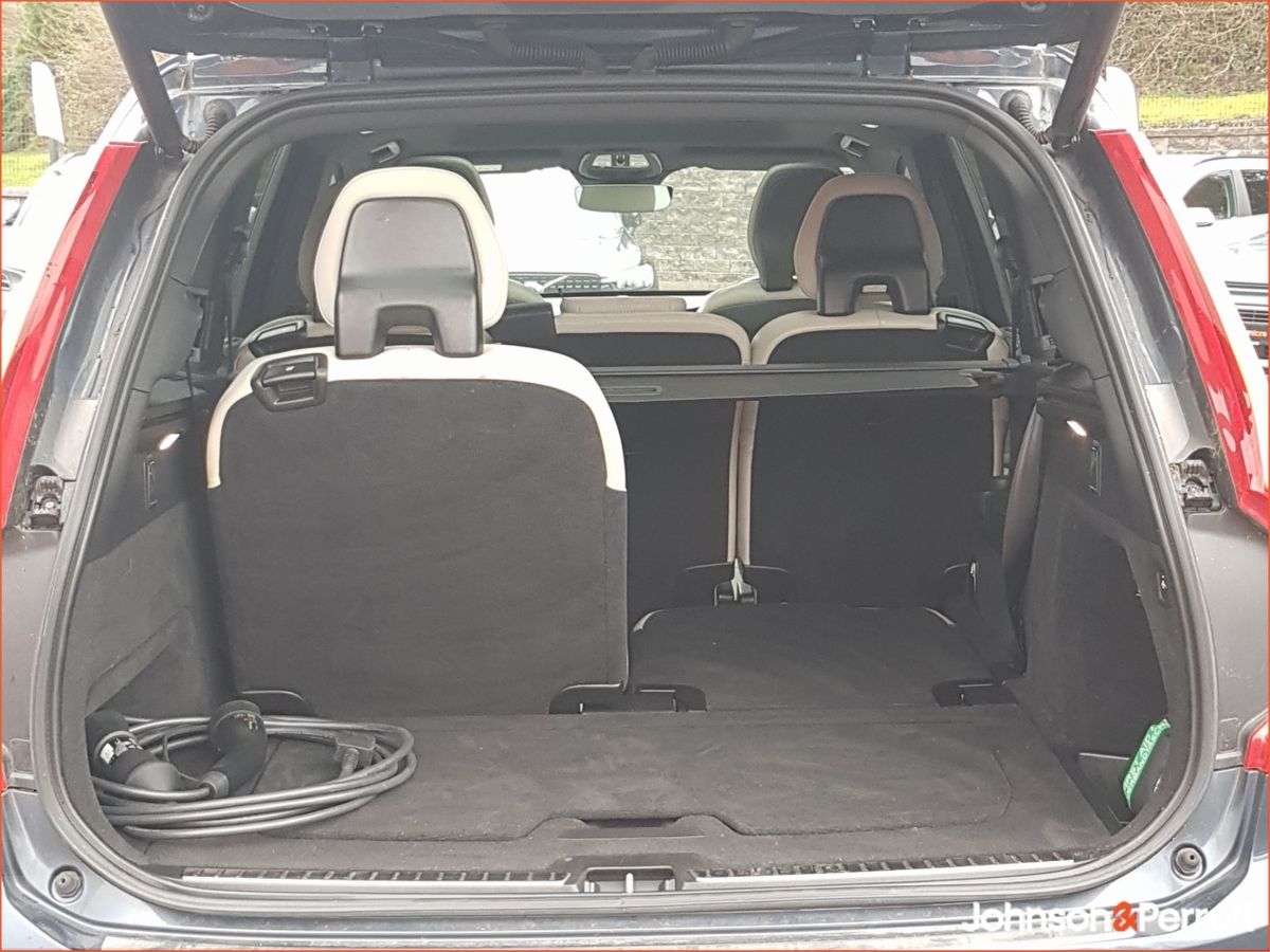 Volvo XC90 T8 455hp AWD PHEV Plus Bright - Three Year Volvo Selekt Warranty