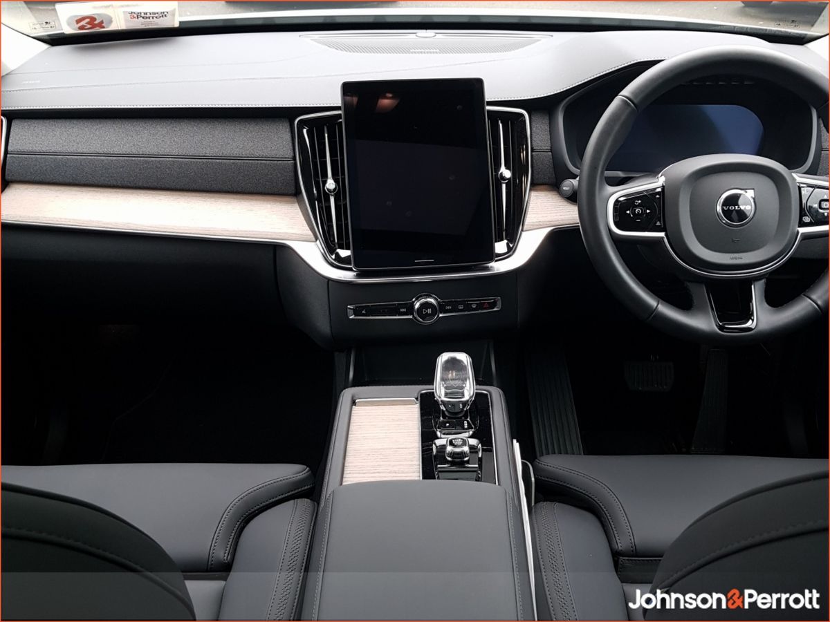 Volvo XC90 T8 455bhp AWD PHEV Plus Dark  - Volvo Warranty until July 2029