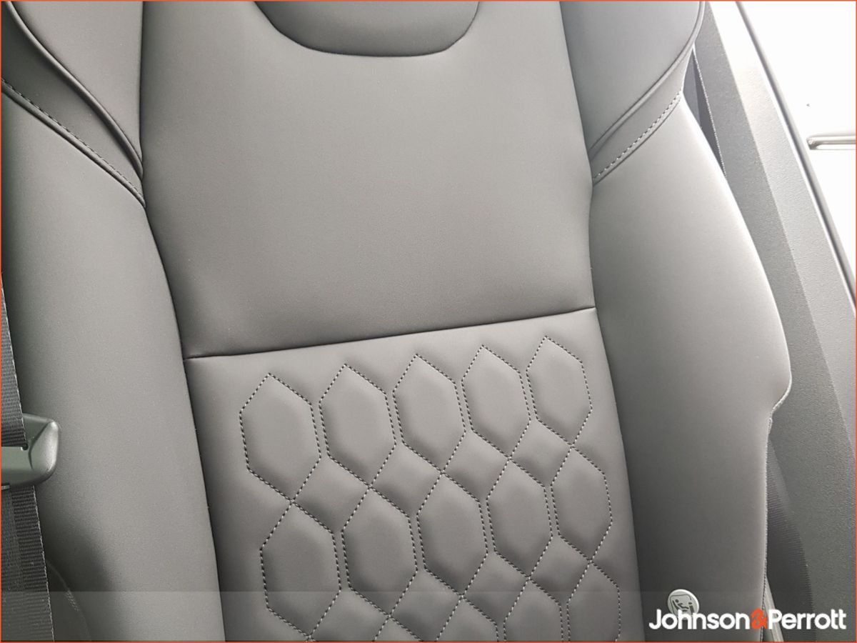 Volvo XC90 T8 455 bhp AWD Plus Dark