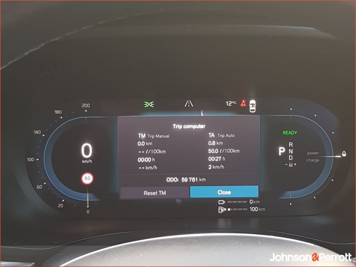 Volvo XC60 T6 350bhp AWD PHEV Plus Dark  (Two Year Volvo Selekt Warranty and Two Year Service Plan)