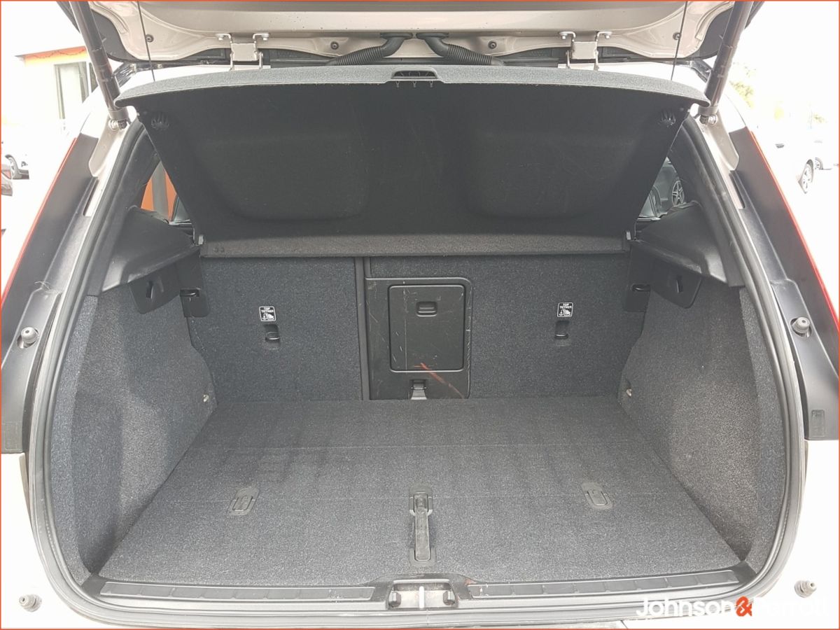 Volvo XC40 69 kWh 231hp Ultimate - Two Year Volvo Selekt Warranty