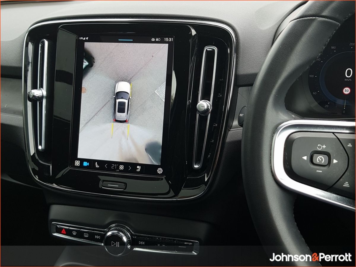 Volvo XC40 69 kWh 231hp Ultimate - Two Year Volvo Selekt Warranty