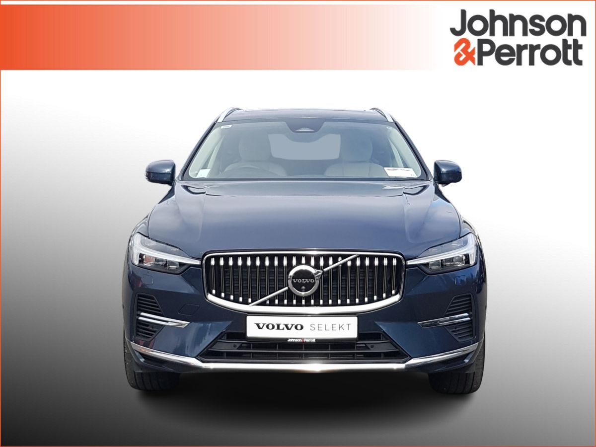 Volvo XC60 T6 350hp AWD PHEV Plus Bright  (Two Year Volvo Selekt Warranty and Two Year Service Plan)