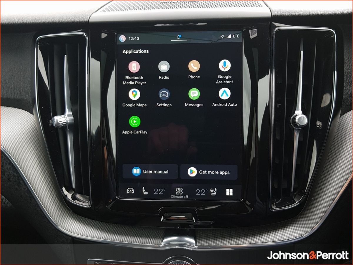 Volvo XC60 T6 350 bhp AWD PHEV Plus Dark Three Year Volvo Selekt Warranty + Two Year Volvo Service Plan