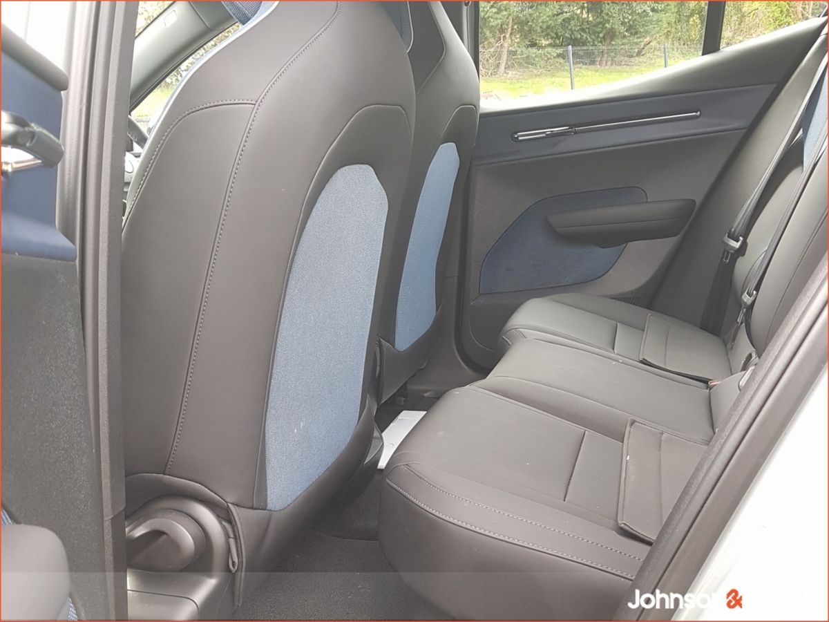 Volvo EX30 Single Motor Ext Range 272hp Plus - Three Year Volvo Selekt Warranty