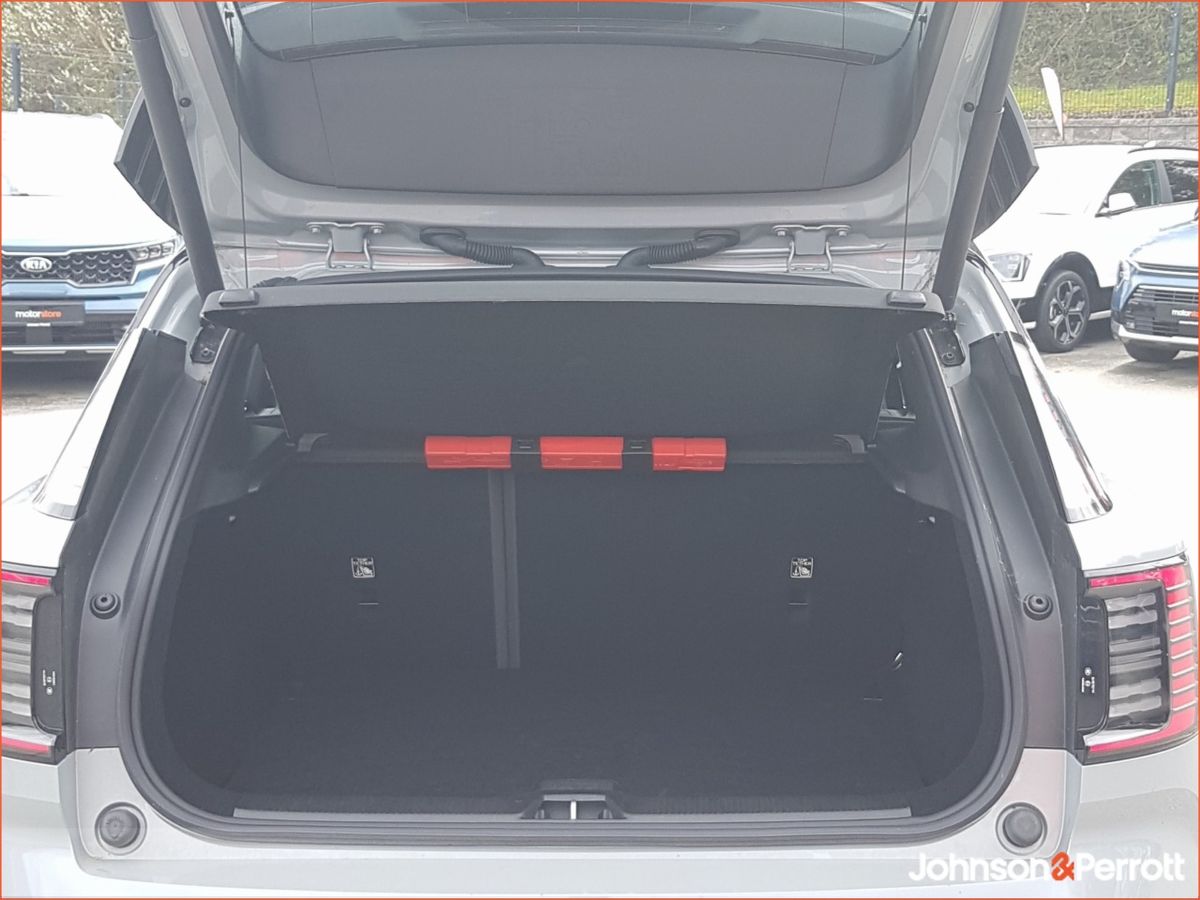 Volvo EX30 Single Motor Ext Range 272hp Plus - Three Year Volvo Selekt Warranty