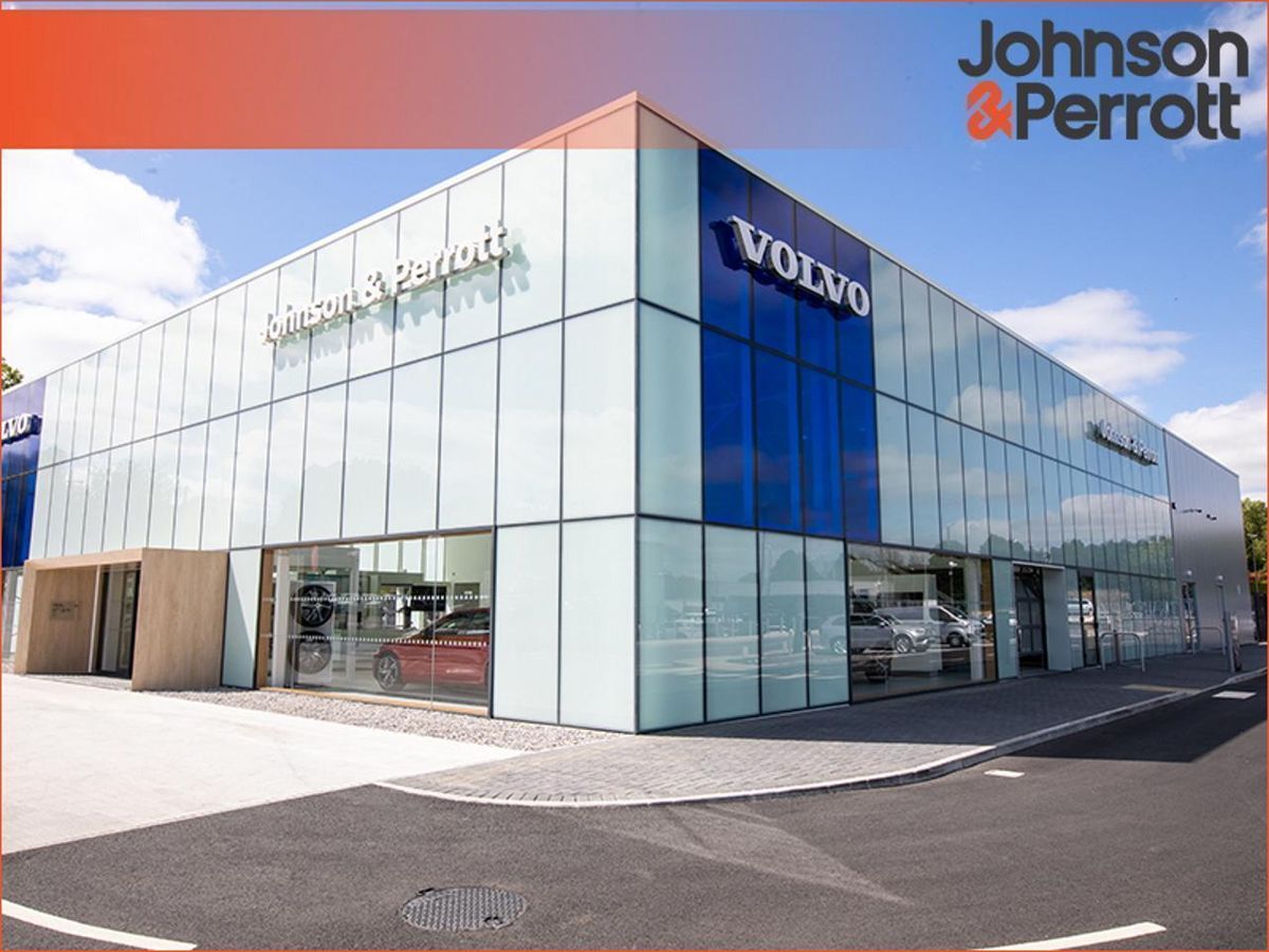 Volvo EX30 Single Motor Ext Range 272hp Plus - Three Year Volvo Selekt Warranty