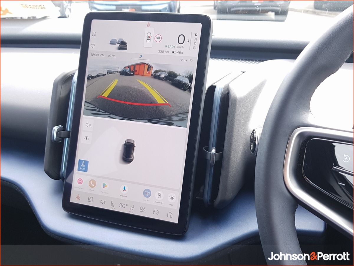 Volvo EX30 Single Motor Ext Range 272hp Plus - Three Year Volvo Selekt Warranty