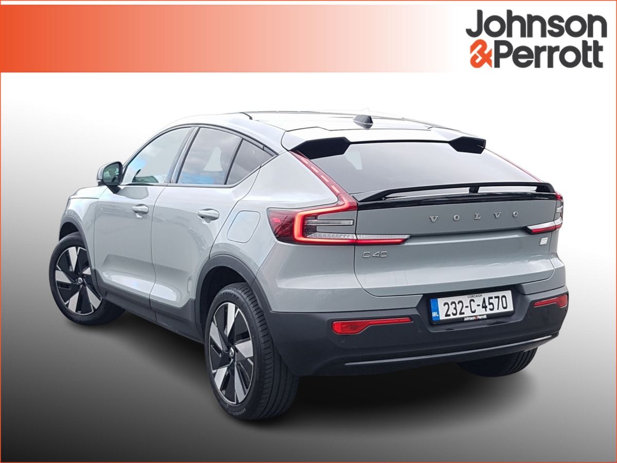 Volvo C40 82kWh Extended Range 252hp RWD Plus (Two Year Volvo Selekt Warranty)