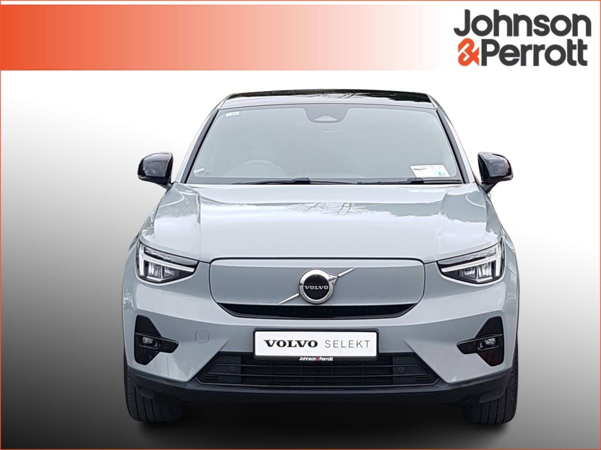 Volvo C40 82kWh Extended Range 252hp RWD Plus (Two Year Volvo Selekt Warranty)