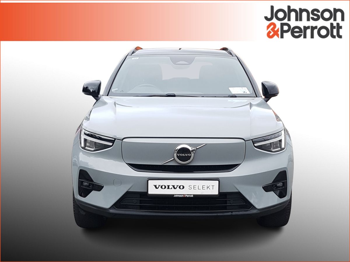 Volvo XC40 69 kWh 238 bhp RWD Plus - Three Year Volvo Selekt Warranty