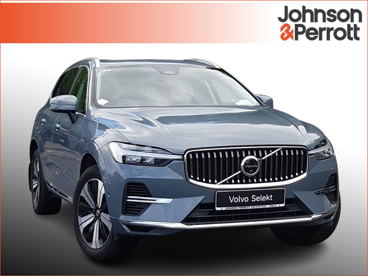 Volvo XC60 T6 350hp AWD PHEV Plus Bright (Two Year Volvo Selekt Warranty / Two Year Service Plan)