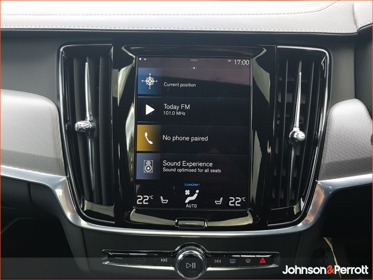Volvo S90 D4 190hp R-Design Auto