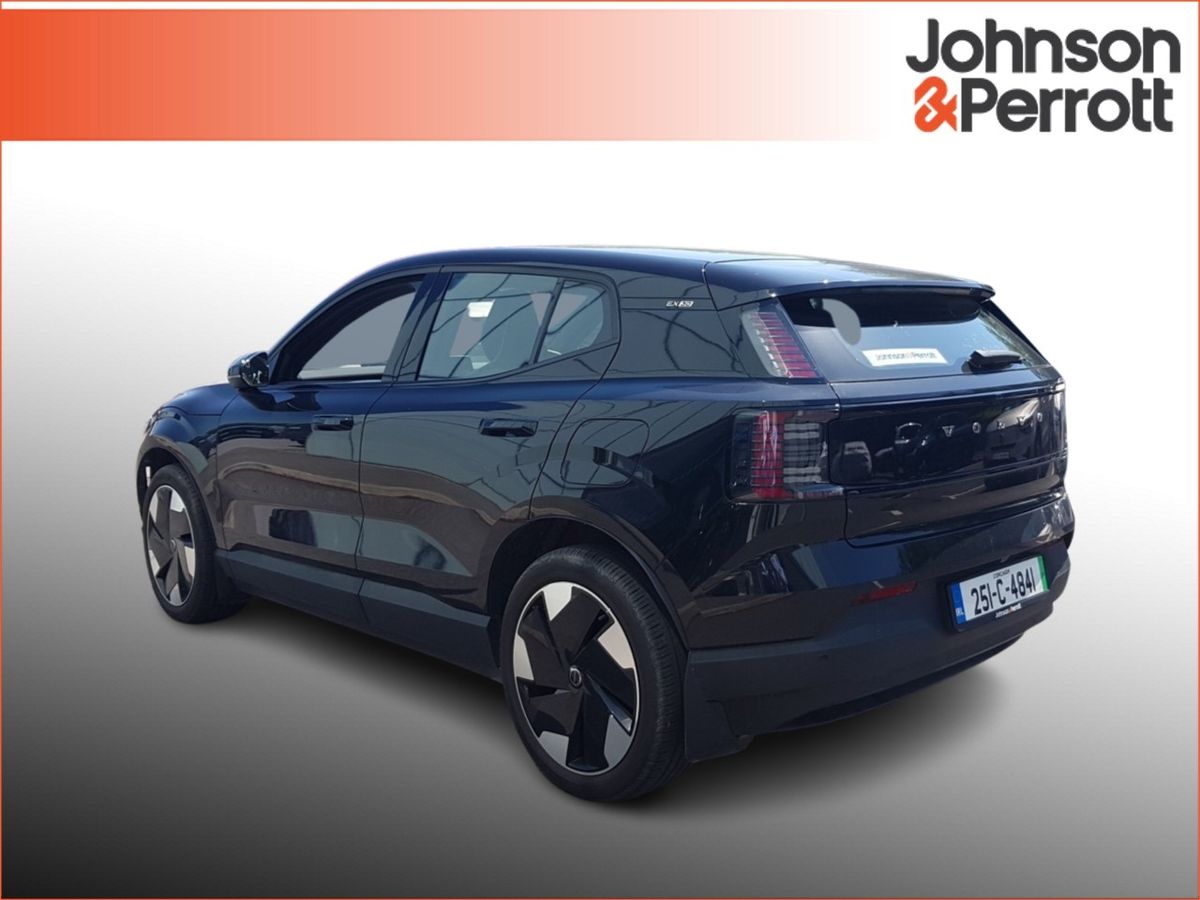 Volvo EX30 272bhp 69 kWh Extended Range Plus (Volvo Selekt Warranty until January 2030)