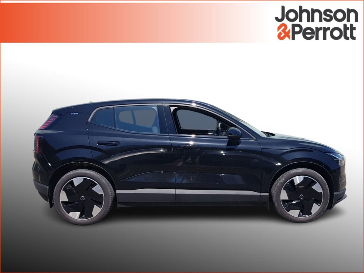 Volvo EX30 272bhp 69 kWh Extended Range Plus (Volvo Selekt Warranty until January 2030)