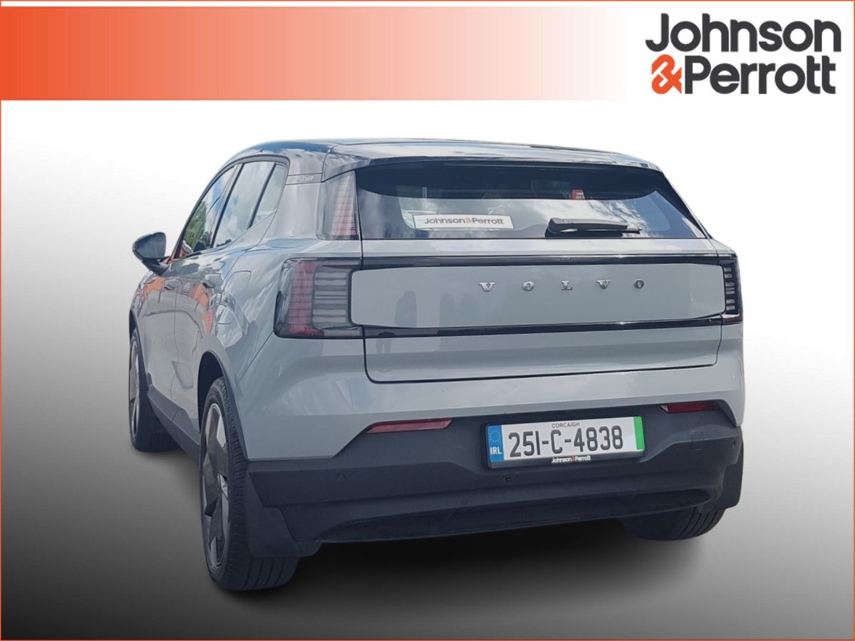 Volvo EX30 272bhp 69 kWh Extended Range Plus (Volvo Selekt Warranty until January 2030)