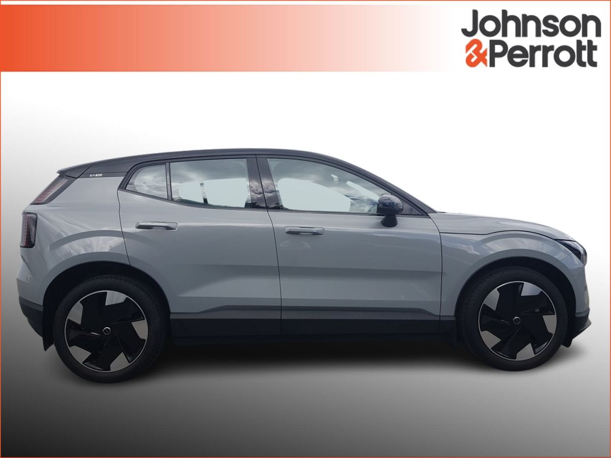 Volvo EX30 272bhp 69 kWh Extended Range Plus (Volvo Selekt Warranty until January 2030)