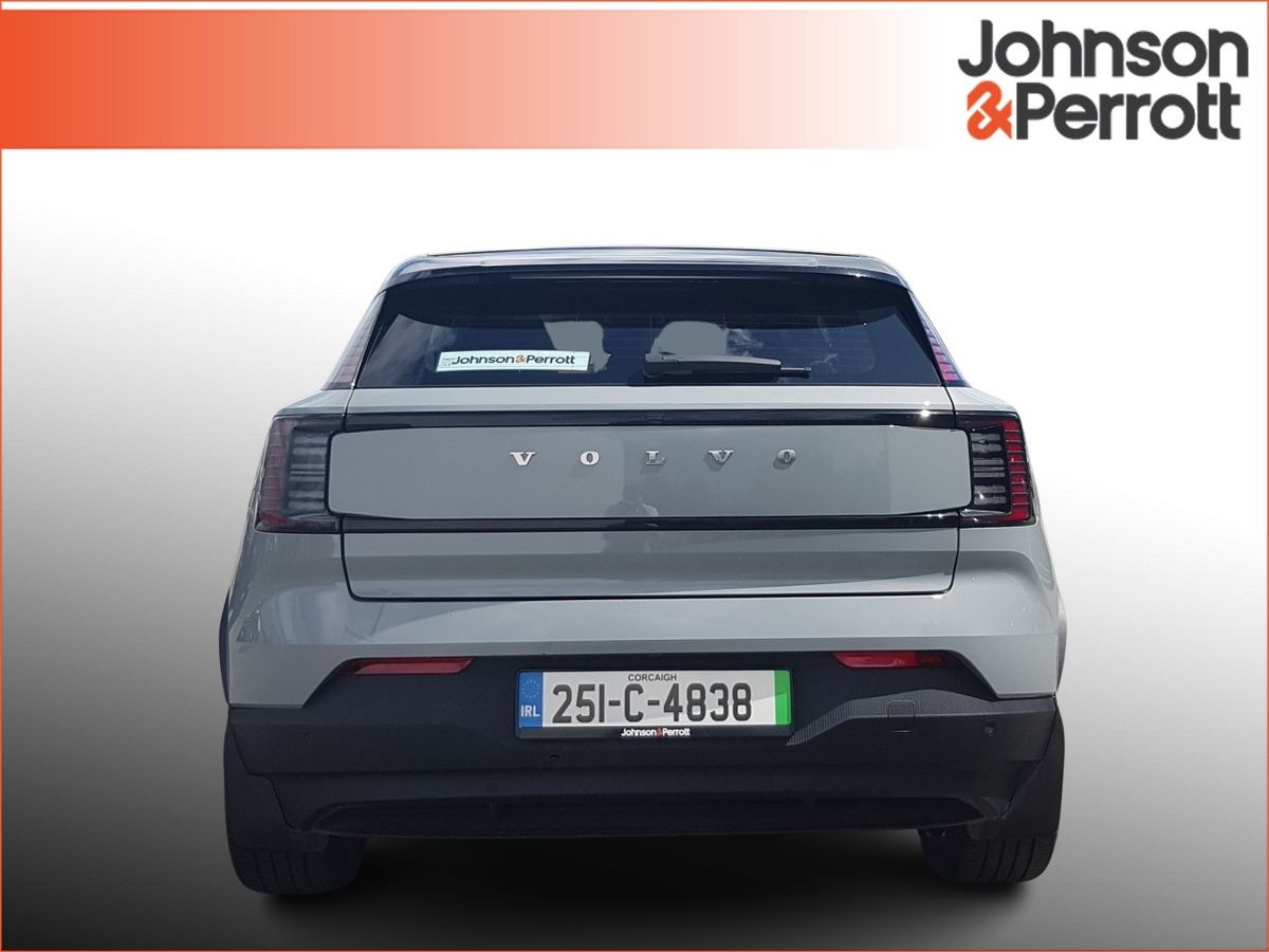 Volvo EX30 272bhp 69 kWh Extended Range Plus (Volvo Selekt Warranty until January 2030)