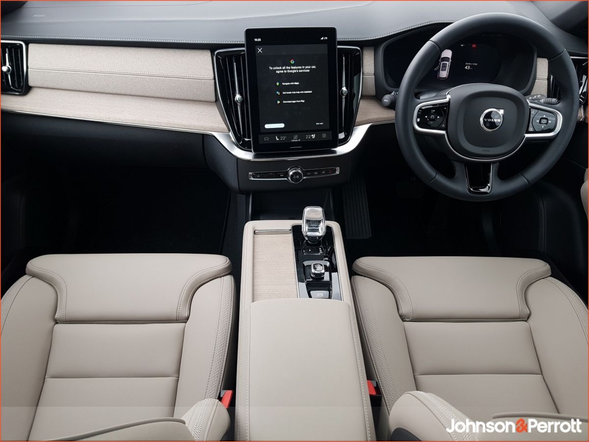 Volvo XC90 T8 455bhp AWD Plus Bright