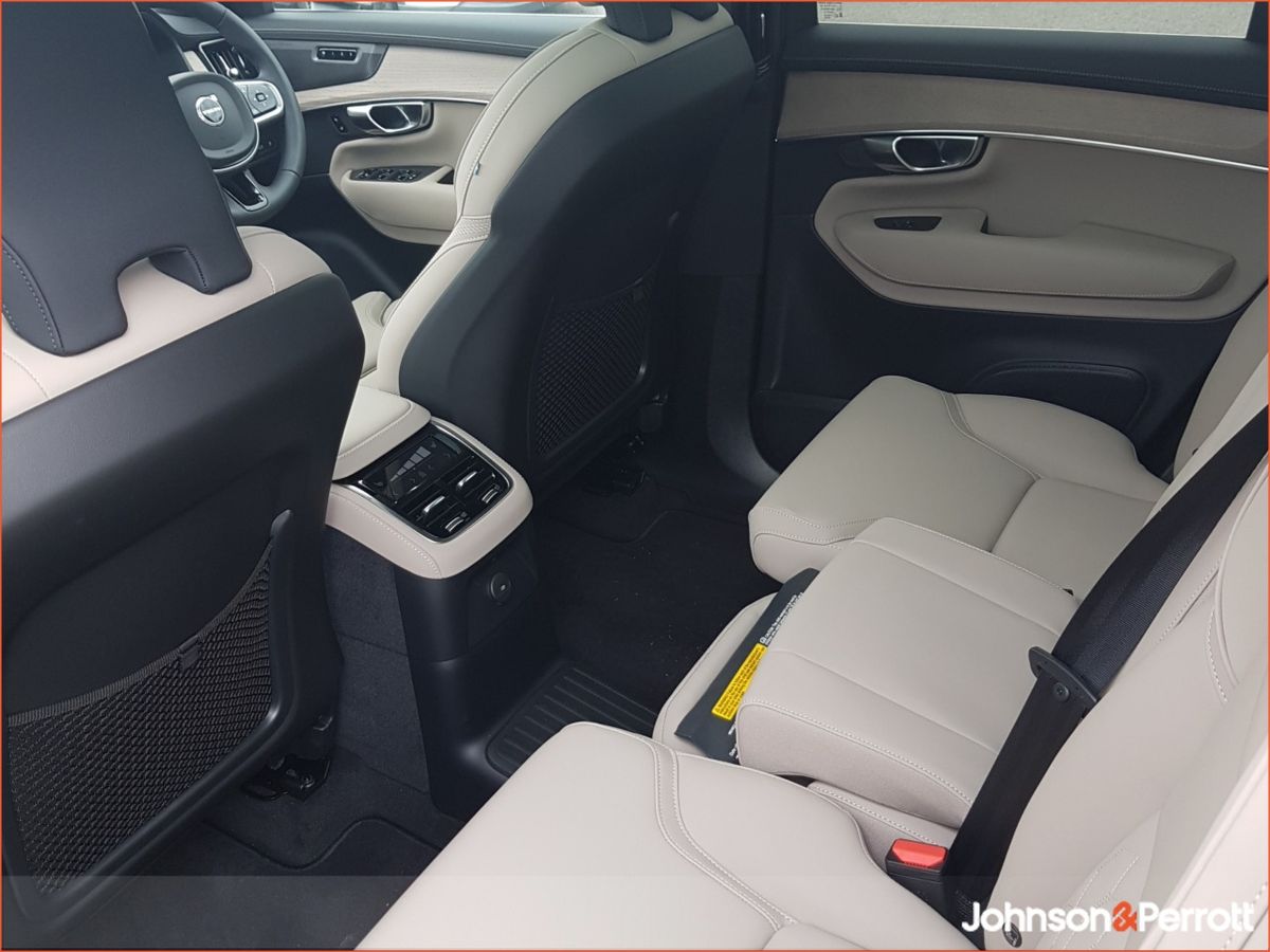 Volvo XC90 T8 455bhp AWD Plus Bright