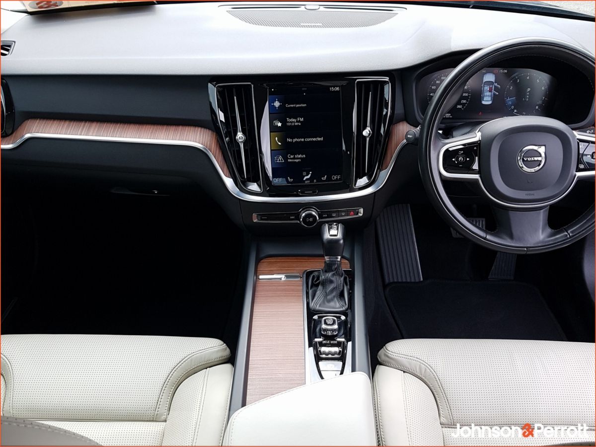 Volvo S60 T4 190hp Inscription Automatic