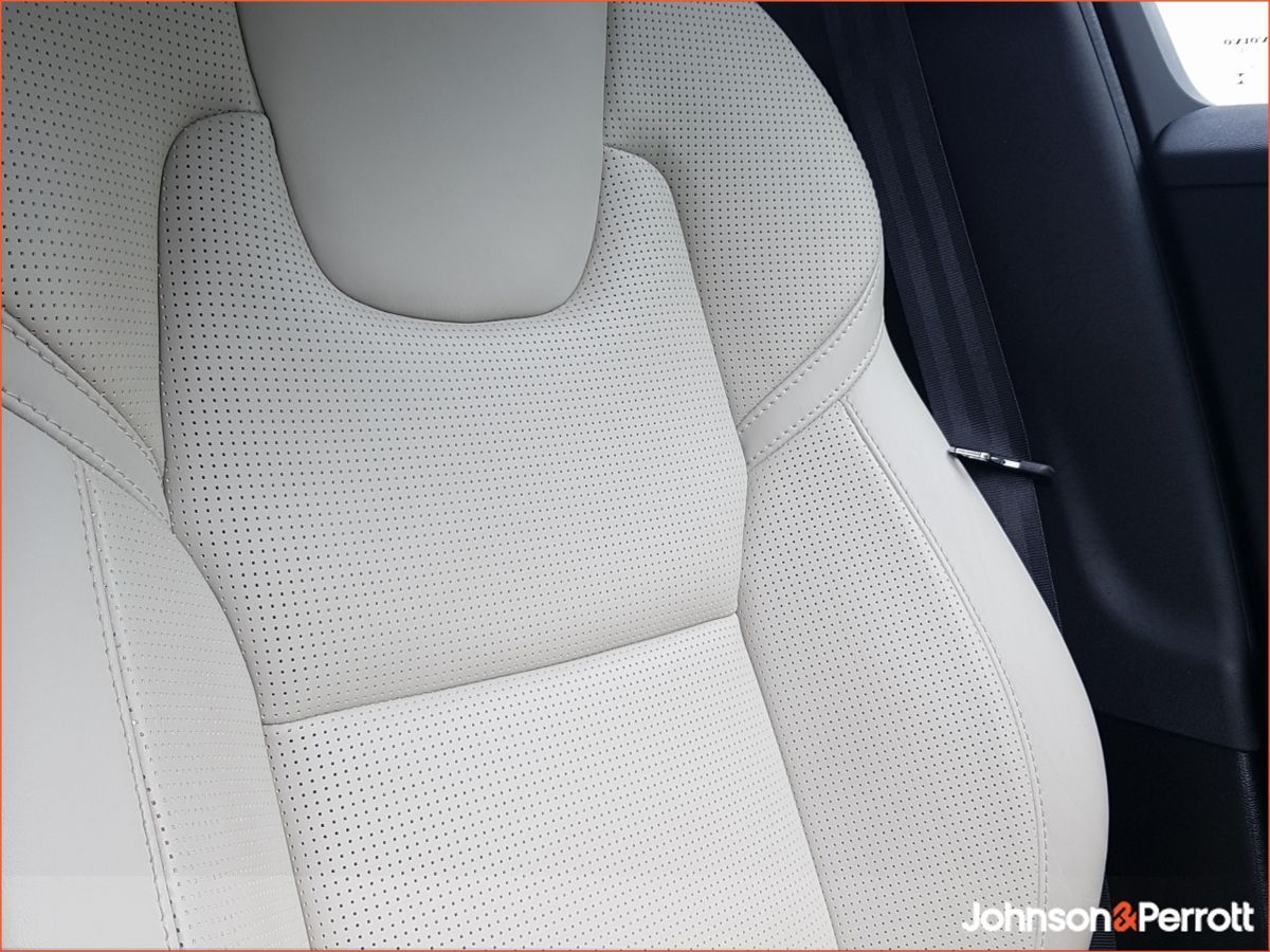 Volvo S60 T4 190hp Inscription Automatic