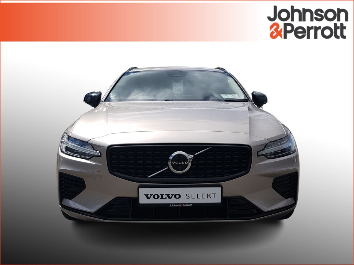 Volvo V60 T6 350bhp Plus Dark AWD (Two Year Selekt Warranty  + Two Year Service Plan)