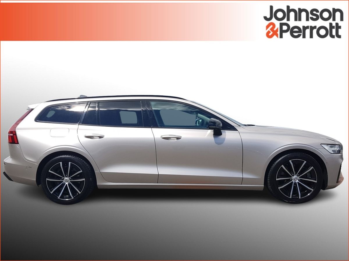 Volvo V60 T6 350bhp Plus Dark AWD (Two Year Selekt Warranty  + Two Year Service Plan)