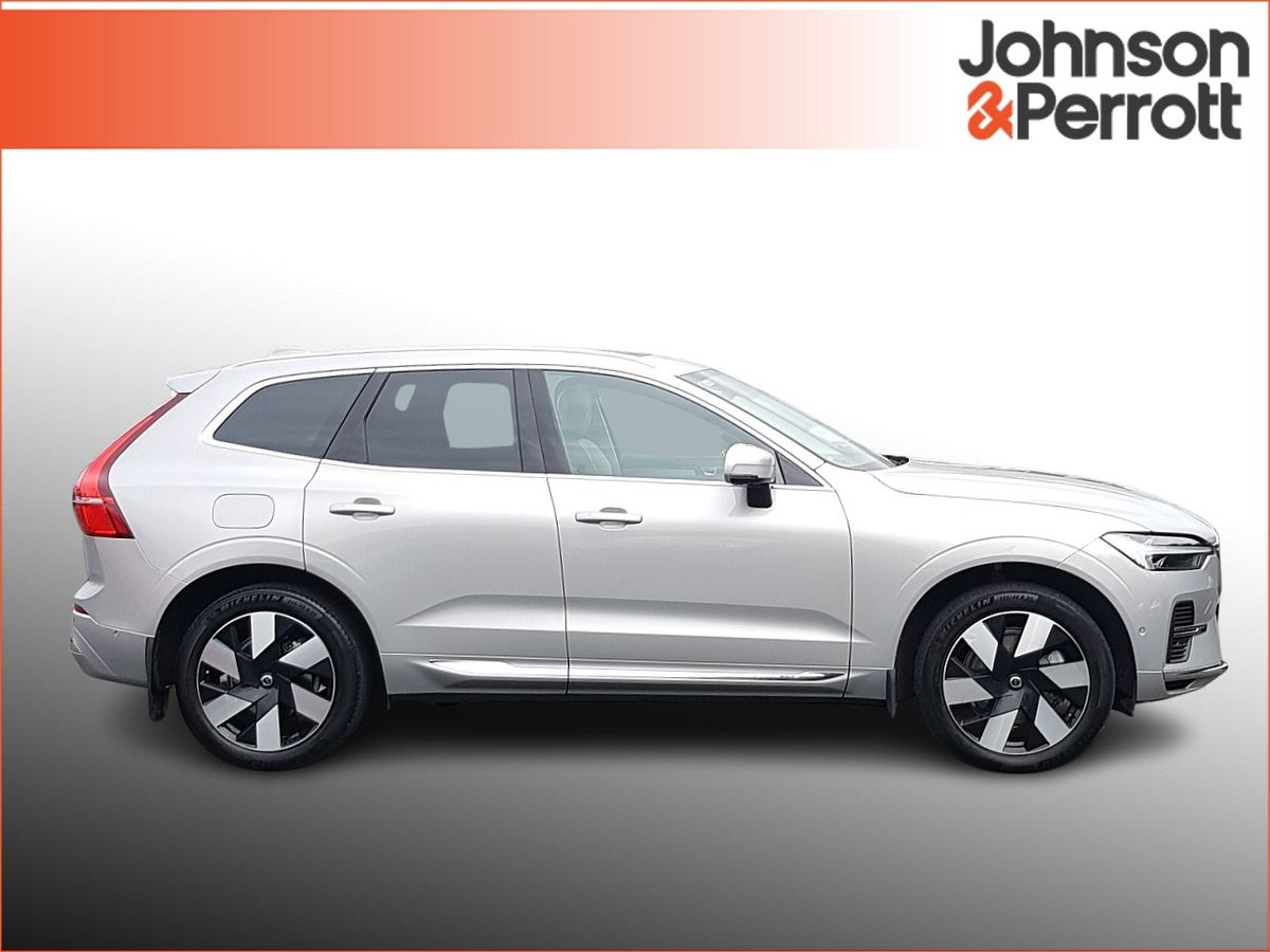 Volvo XC60 T6 350bhp AWD PHEV Plus Bright (Three Year Volvo Selekt Warranty / Two Year Service Plan)