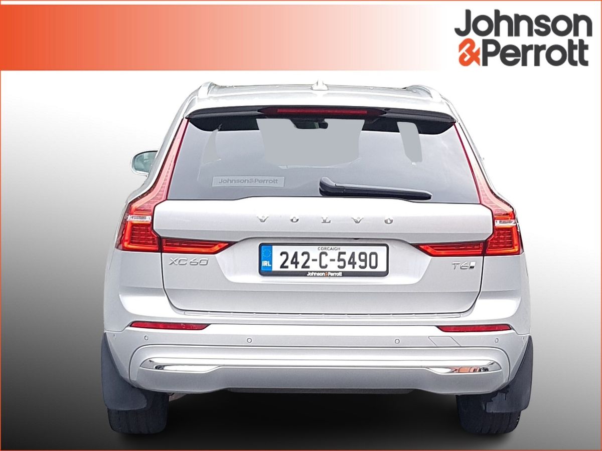Volvo XC60 T6 350bhp AWD PHEV Plus Bright (Three Year Volvo Selekt Warranty / Two Year Service Plan)