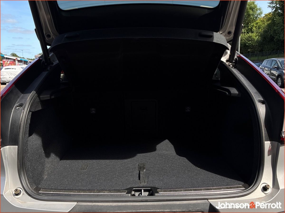 Volvo C40 BEV Recharge 238hp RWD Plus