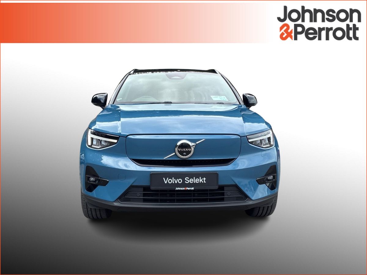 Volvo XC40 231hp 69 kWh Ultimate (Two Year Volvo Selekt Warranty + Two Year Volvo Service Plan)