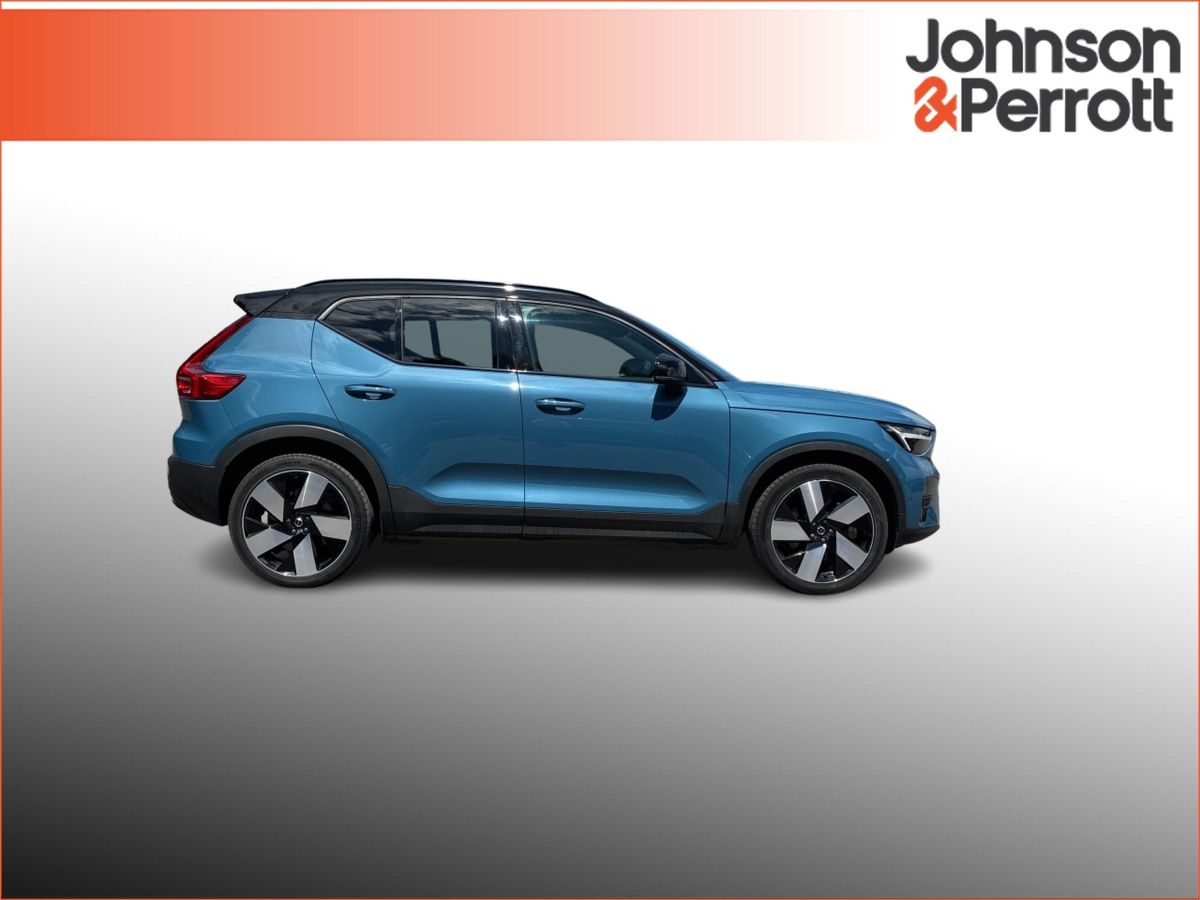 Volvo XC40 231hp 69 kWh Ultimate (Two Year Volvo Selekt Warranty + Two Year Volvo Service Plan)