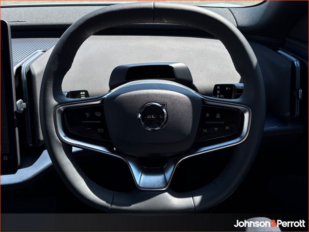 Volvo EX30 69 kWh Extended Range 272hp Plus