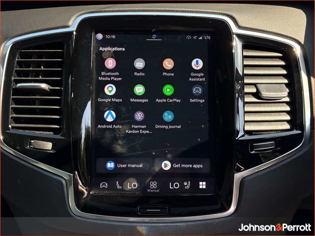 Volvo XC90 T8 PHEV 455hp Plus (Dark Theme)
