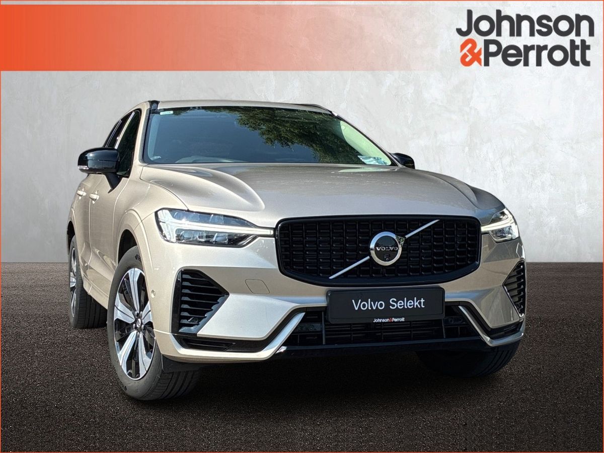 Volvo XC60 T6 AWD 350hp Plus Dark (Two Year Volvo Selekt Warranty & Two Year Service Plan)