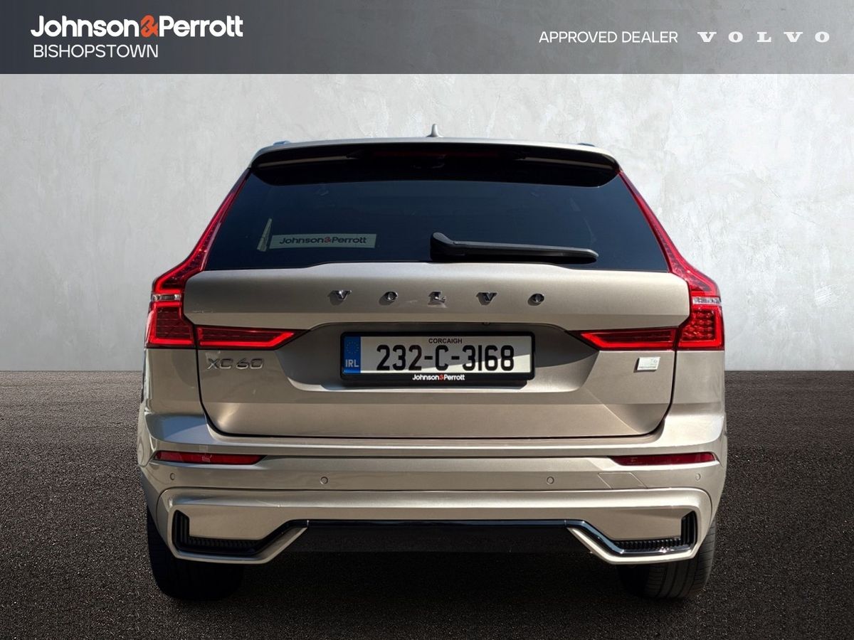 Volvo XC60 T6 350hp AWD Plus Dark (Two Year Volvo Selekt Warranty & Service Plan)