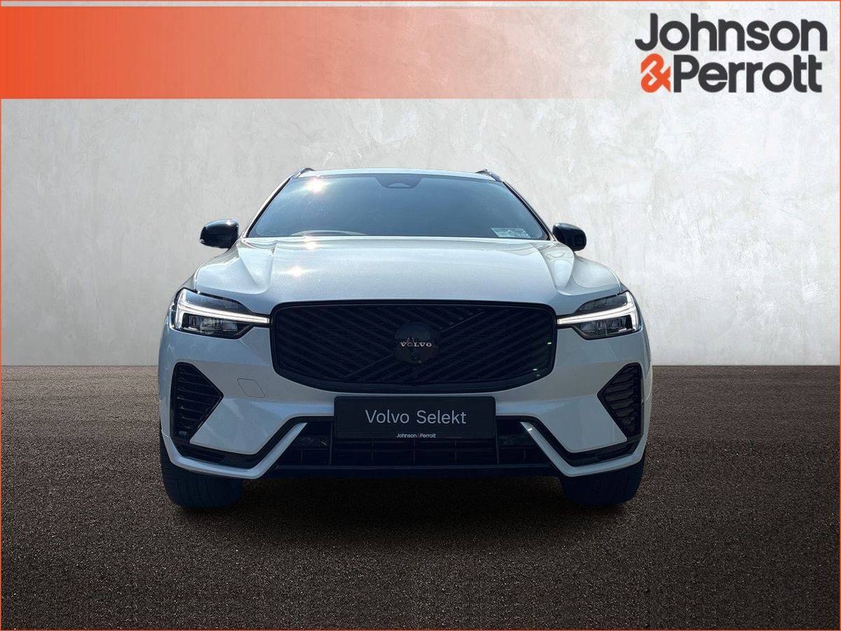 Volvo XC60 T6 350bhp AWD PHEV Plus Black Edition  (Four Year Volvo Selekt Warranty / Two Year Service Plan)