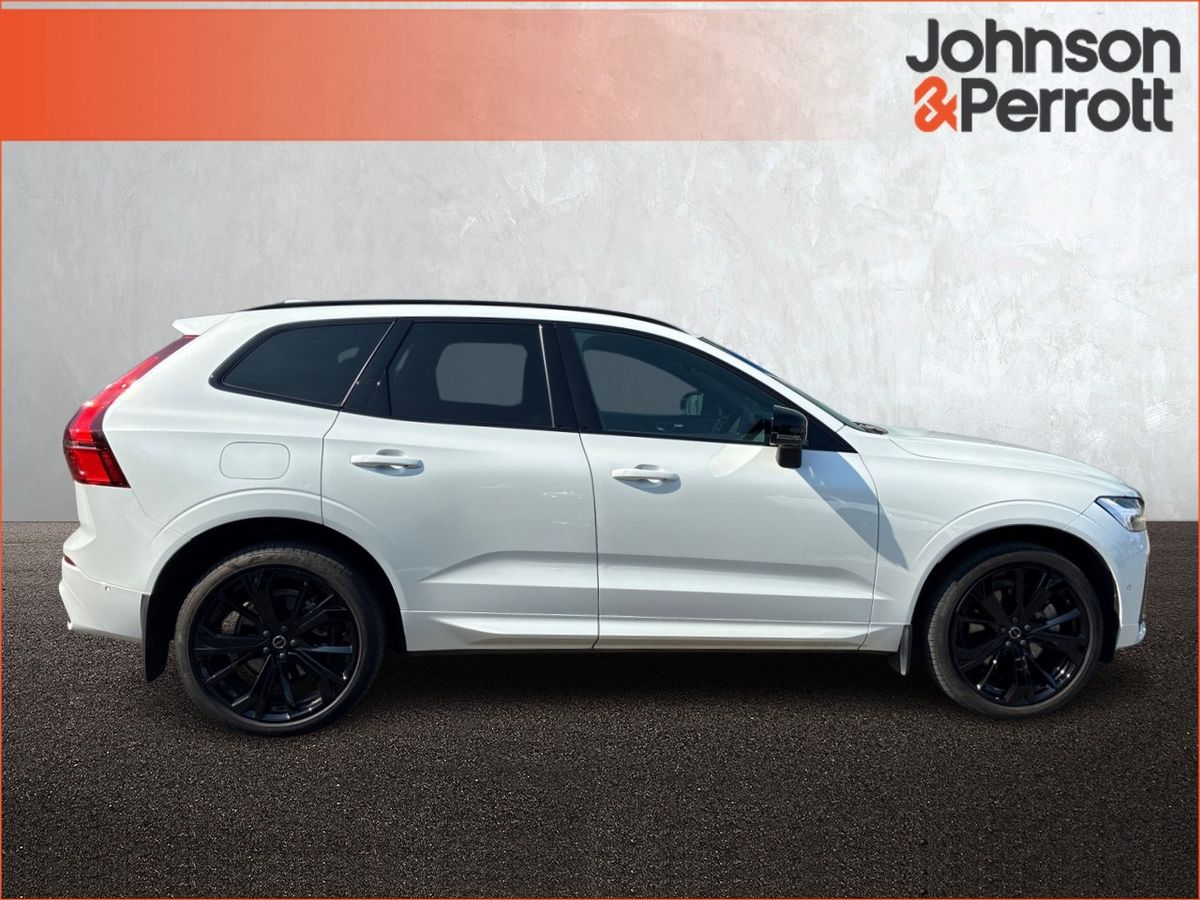 Volvo XC60 T6 350bhp AWD PHEV Plus Black Edition  (Four Year Volvo Selekt Warranty / Two Year Service Plan)