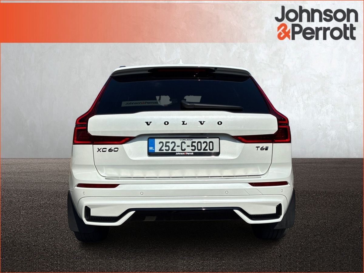 Volvo XC60 T6 350bhp AWD PHEV Plus Black Edition  (Four Year Volvo Selekt Warranty / Two Year Service Plan)