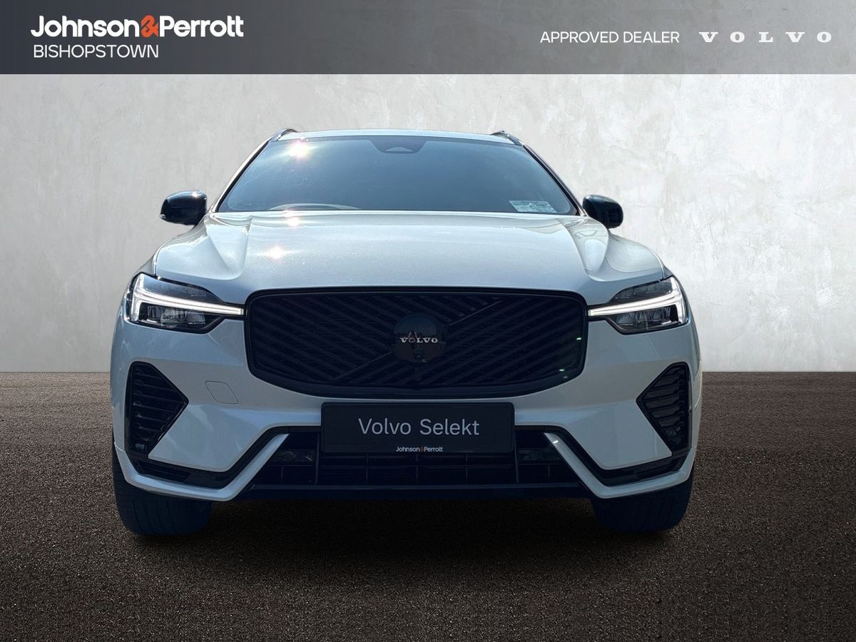 Volvo XC60 T6 350bhp AWD PHEV Plus Black Edition  (Volvo Selekt Warranty until 2030 / Two Year Service Plan)