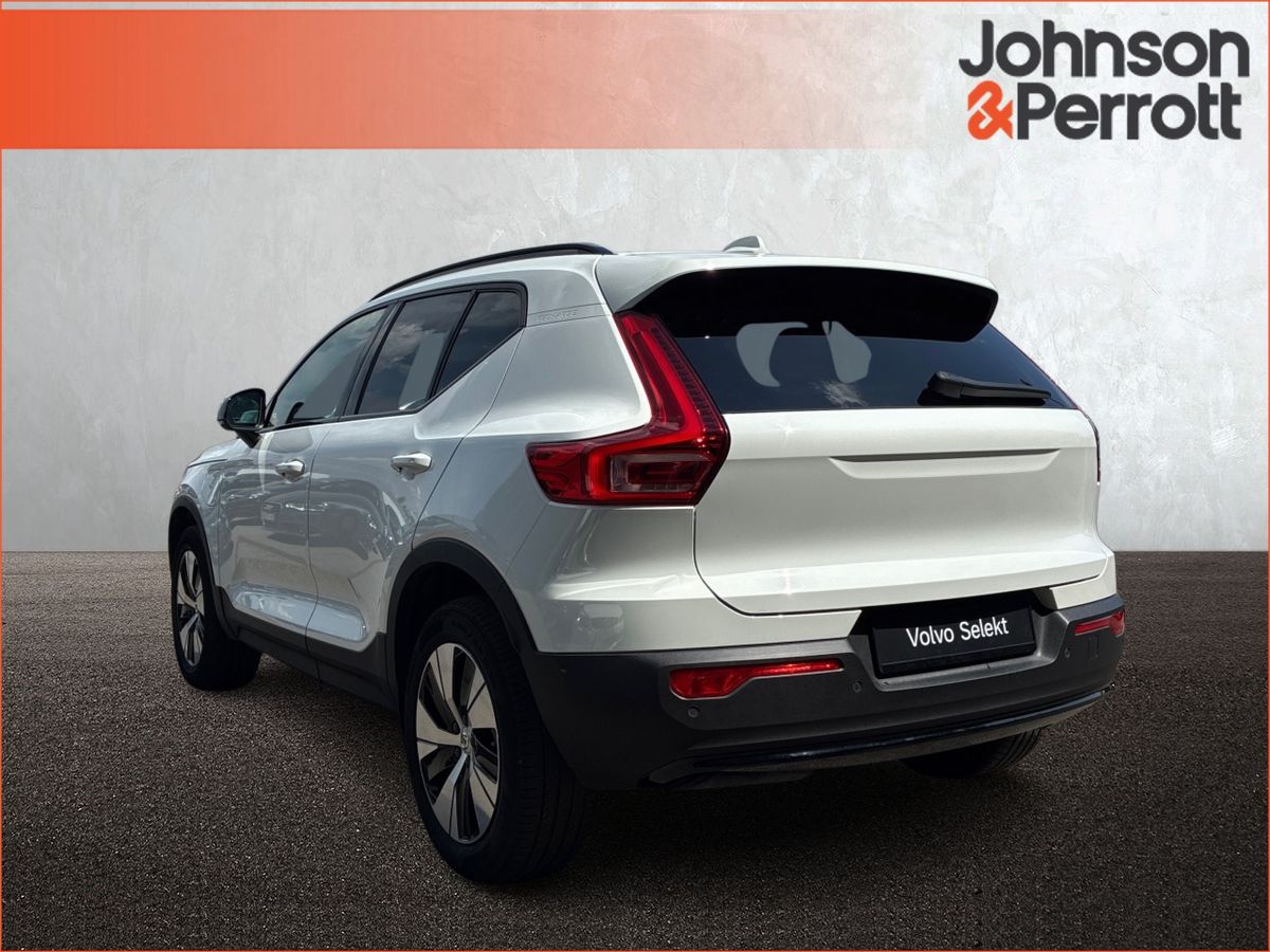 Volvo XC40 T4 211bhp PHEV Plus Dark (Two Year Volvo Selekt Warranty + Two Year Volvo Service Plan)