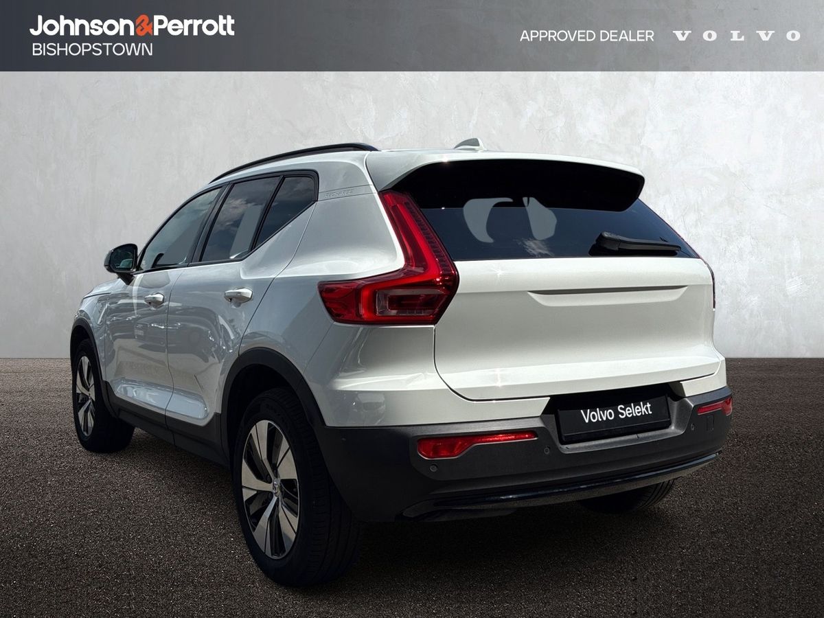 Volvo XC40 T4 211bhp PHEV Plus Dark (Two Year Volvo Selekt Warranty & Service Plan)
