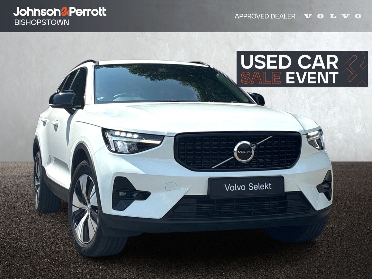 Volvo XC40 T4 211bhp PHEV Plus Dark (Two Year Volvo Selekt Warranty & Service Plan)