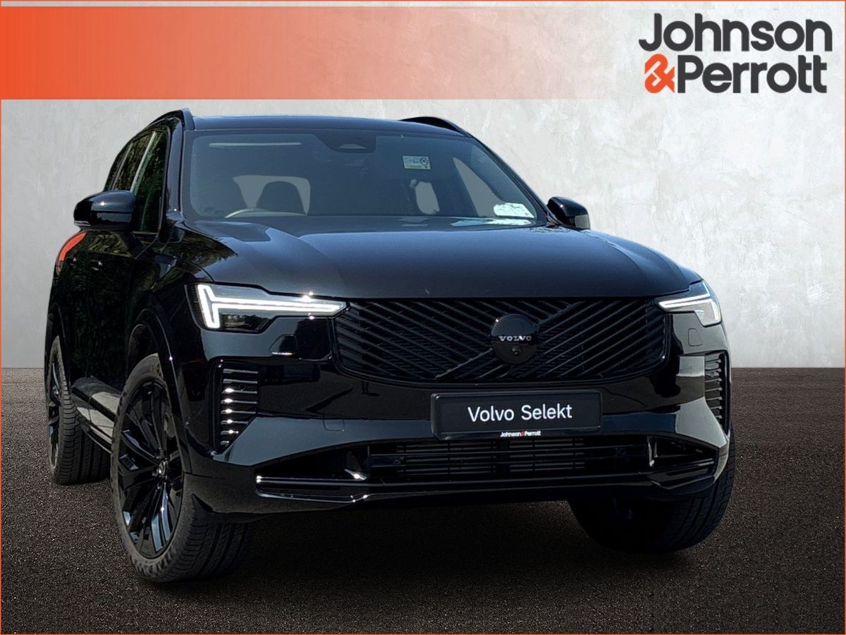 Volvo XC90 T8 PHEV AWD Plus Black Edition  (Four Year Volvo Selekt Warranty / Two Year Service Plan)