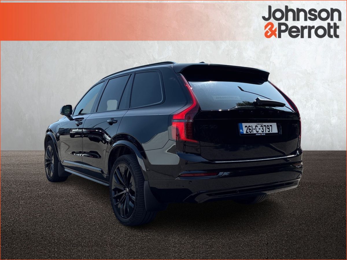 Volvo XC90 T8 PHEV AWD Plus Black Edition  (Four Year Volvo Selekt Warranty / Two Year Service Plan)