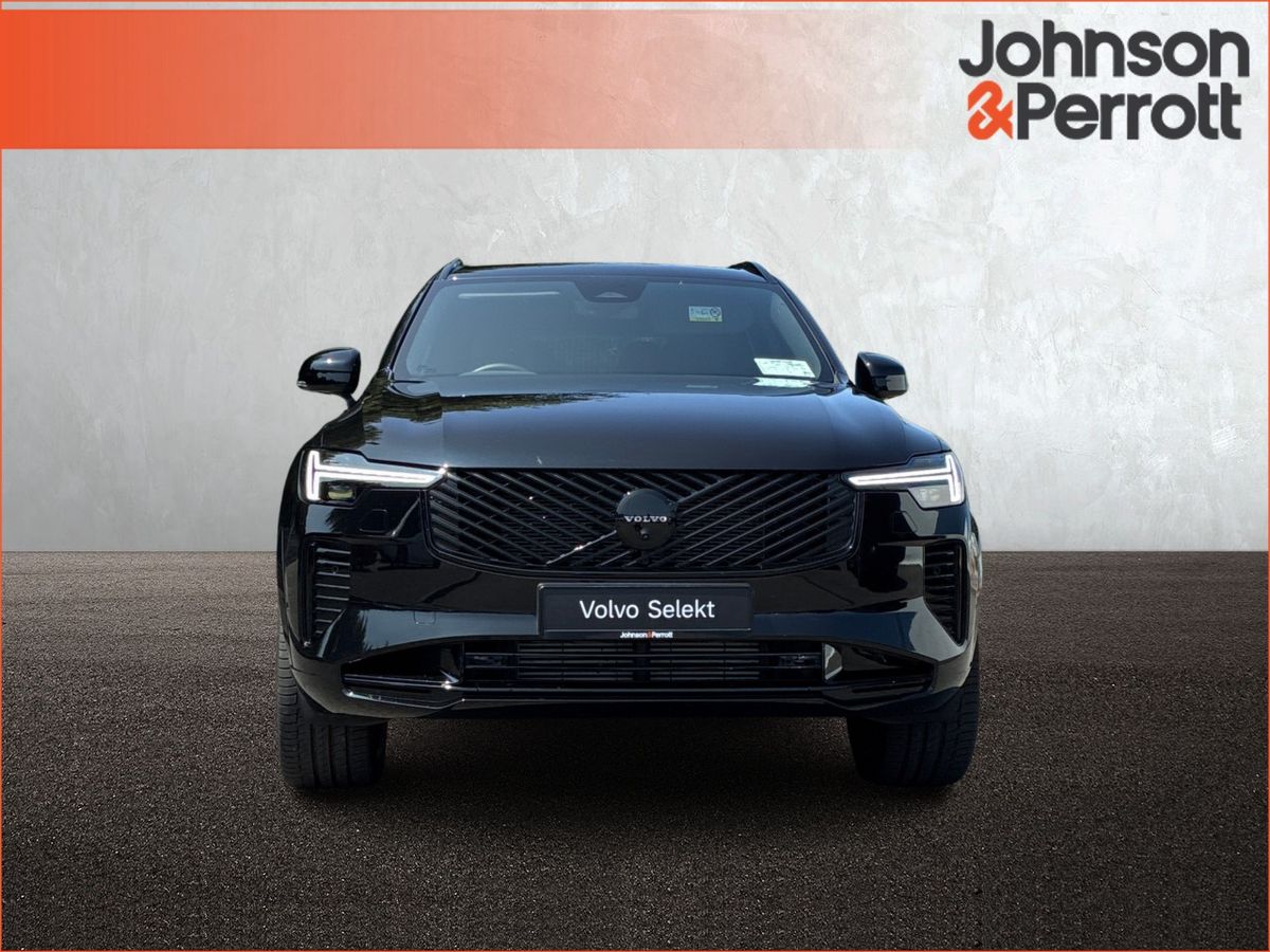 Volvo XC90 T8 PHEV AWD Plus Black Edition  (Four Year Volvo Selekt Warranty / Two Year Service Plan)