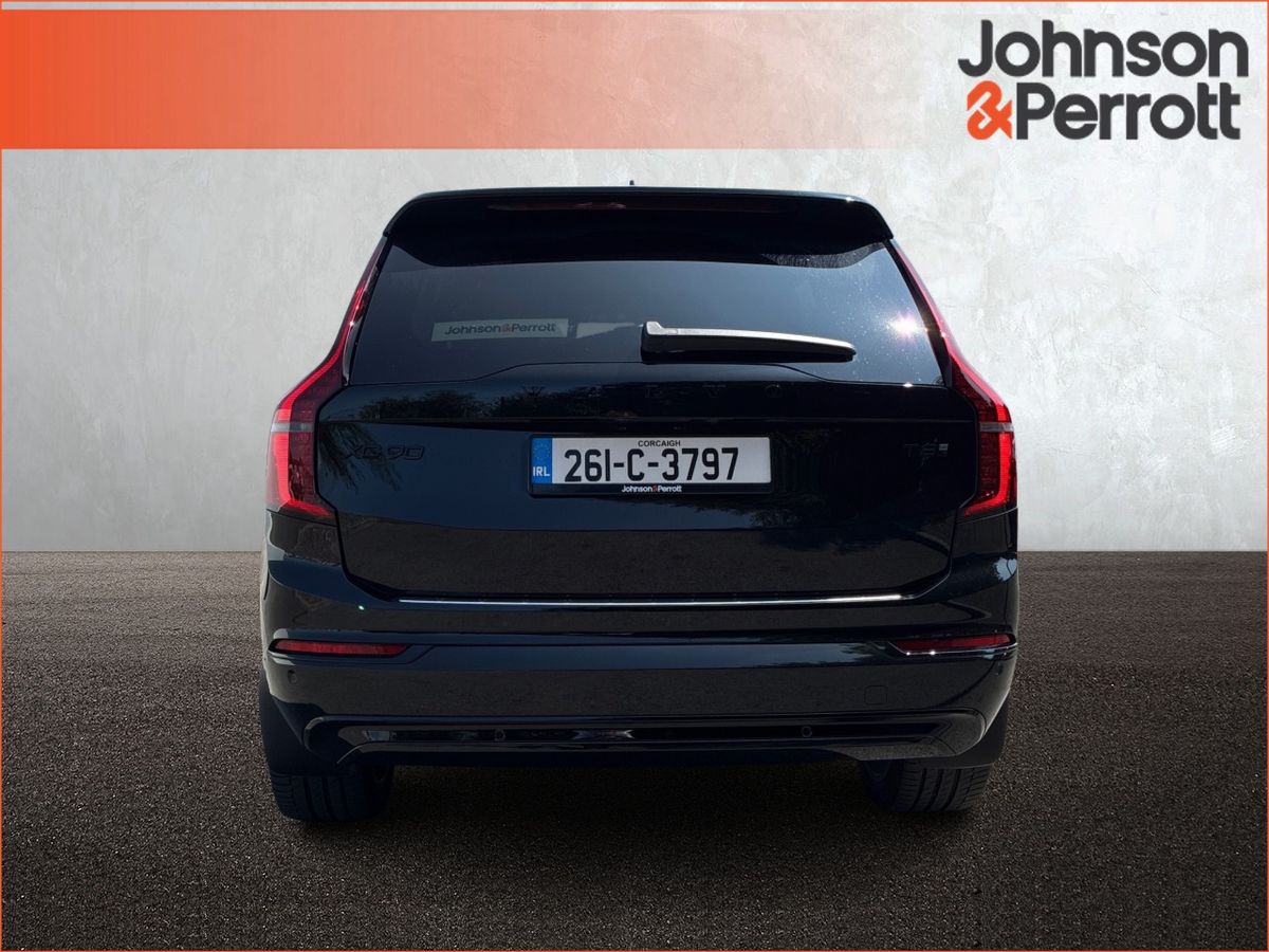Volvo XC90 T8 PHEV AWD Plus Black Edition  (Four Year Volvo Selekt Warranty / Two Year Service Plan)