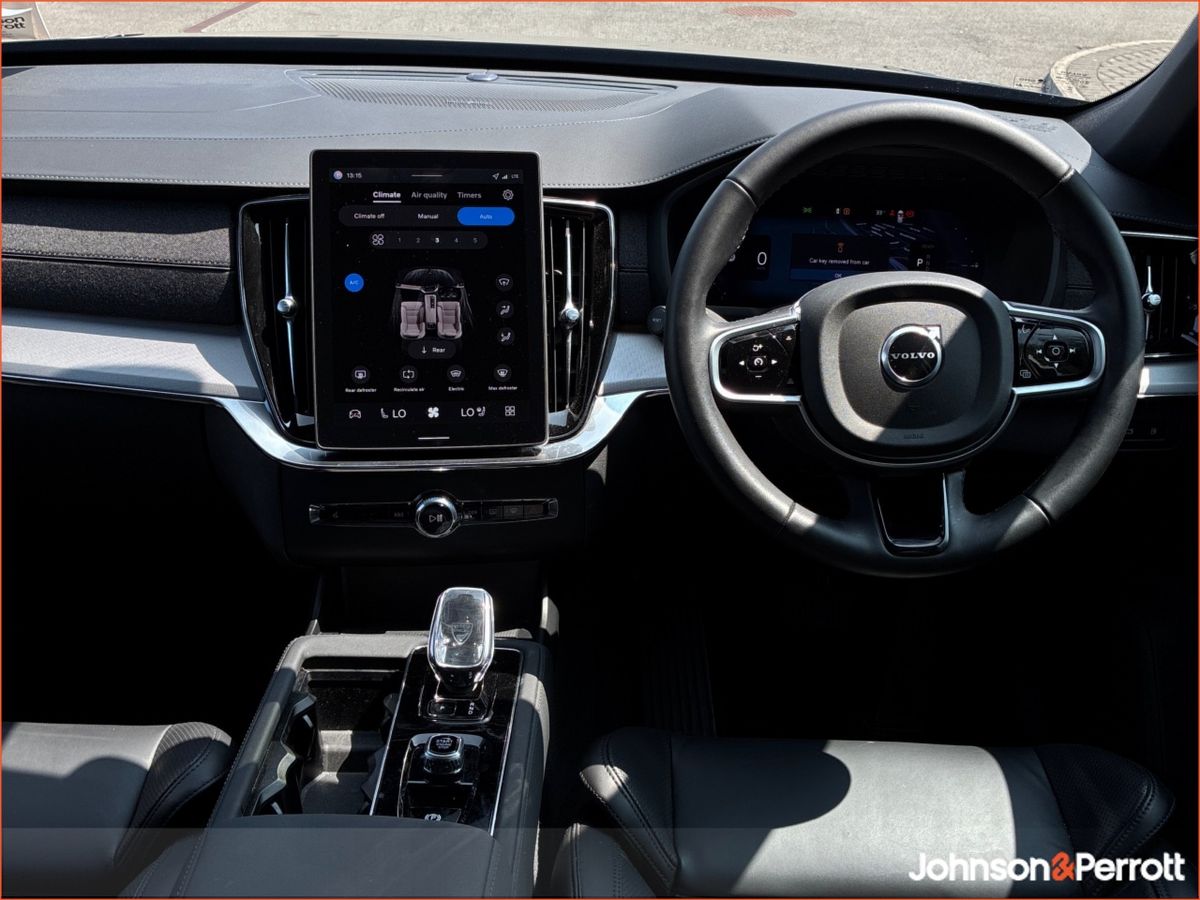Volvo XC90 T8 455bhp AWD Plus Black Edition (Volvo Warranty until 2031)